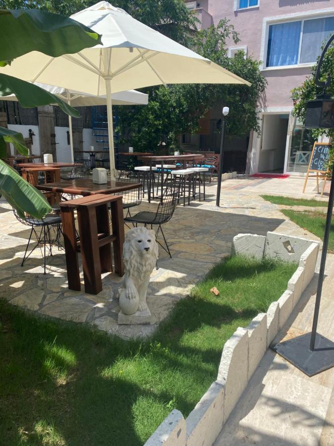 Mavi Butik Apart Çeşme Εξωτερικό φωτογραφία